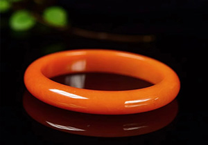 翡翠满色红翡正装版手镯色泽艳丽圈红红火火-影灿珠宝